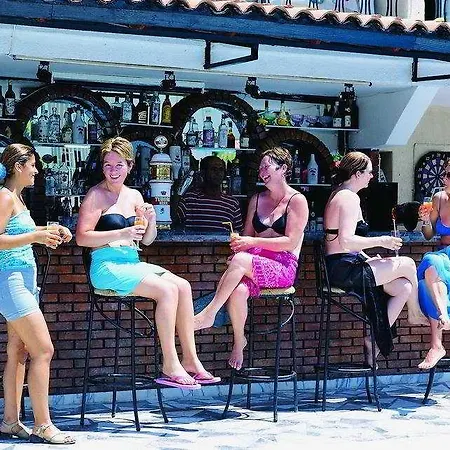 Sahin Yuvasi Hotel Esmirna